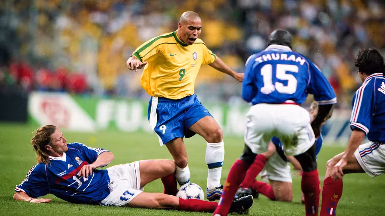 Ronaldo vs French Defender